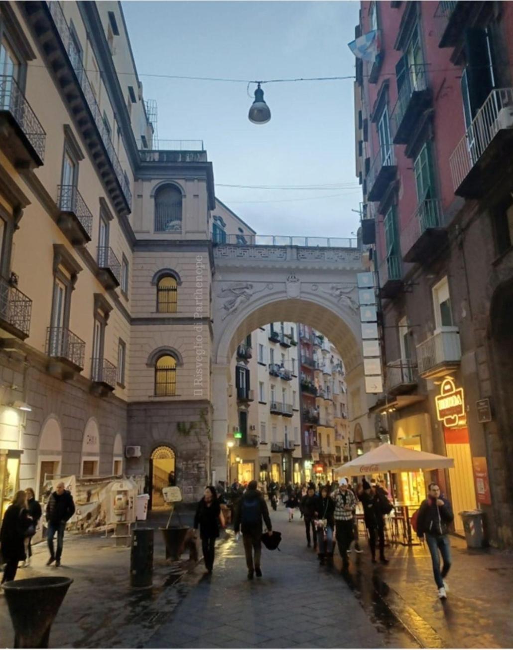 Apartamento Casa Mia Al Plebiscito Nápoles Exterior foto